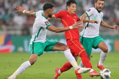 附加赛绝杀！意大利最后时刻头球破门，搭上世界杯末班车。